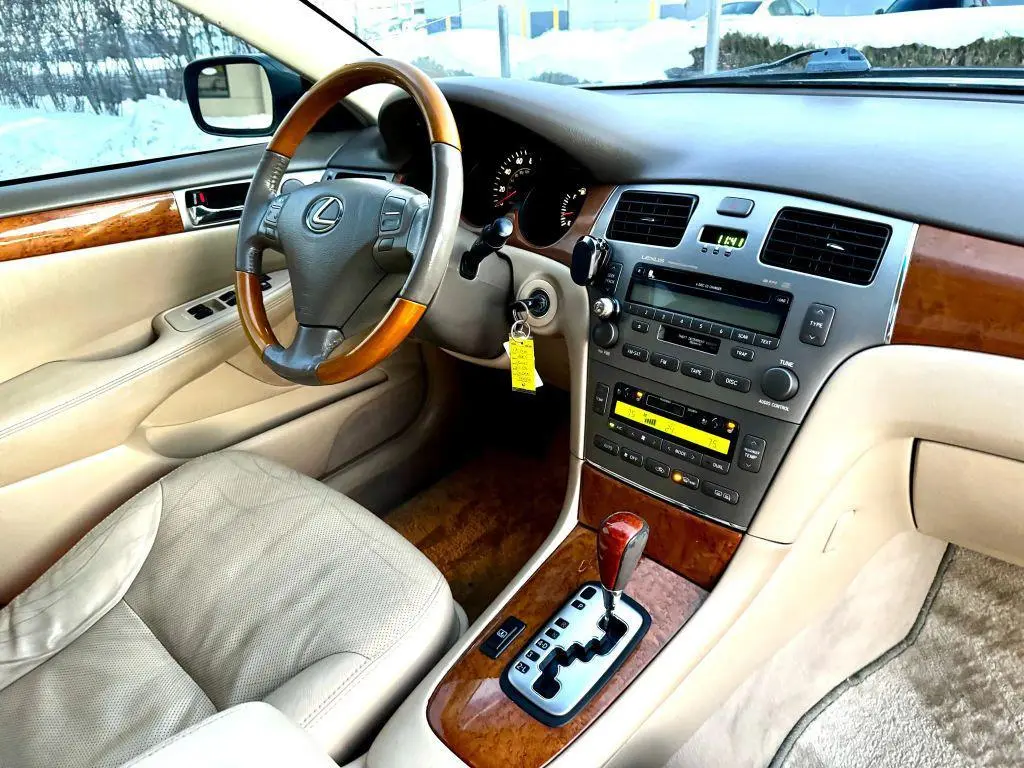 2005 Lexus ES 330 Base